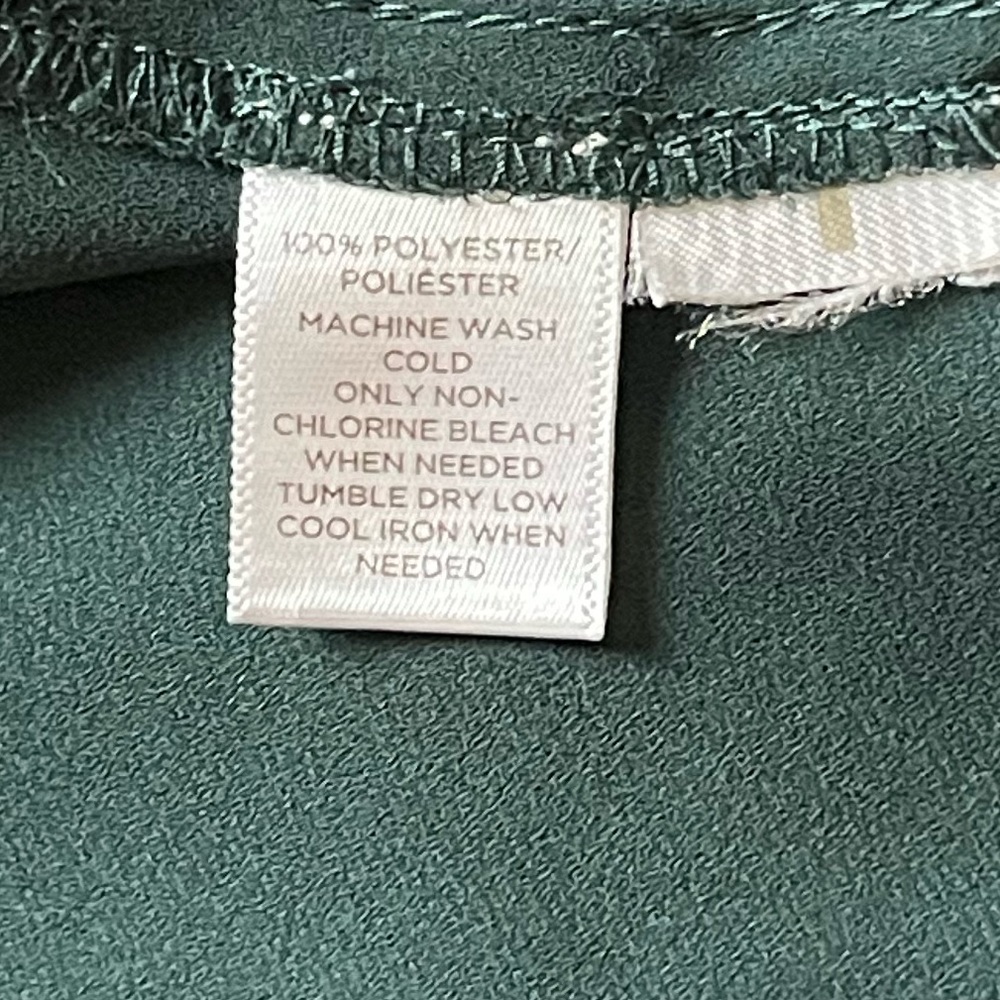 LOFT Women’s Emerald Green Sleeveless Ruffle Blouse Size S - Picture 9 of 9